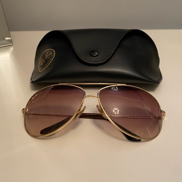 Ray-Ban curved aviators w/ case - Picture 1 of 5